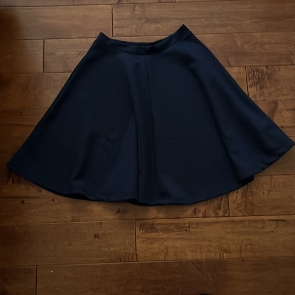 NWT Simla Flared Skirt Navy Size L - Picture 3 of 9